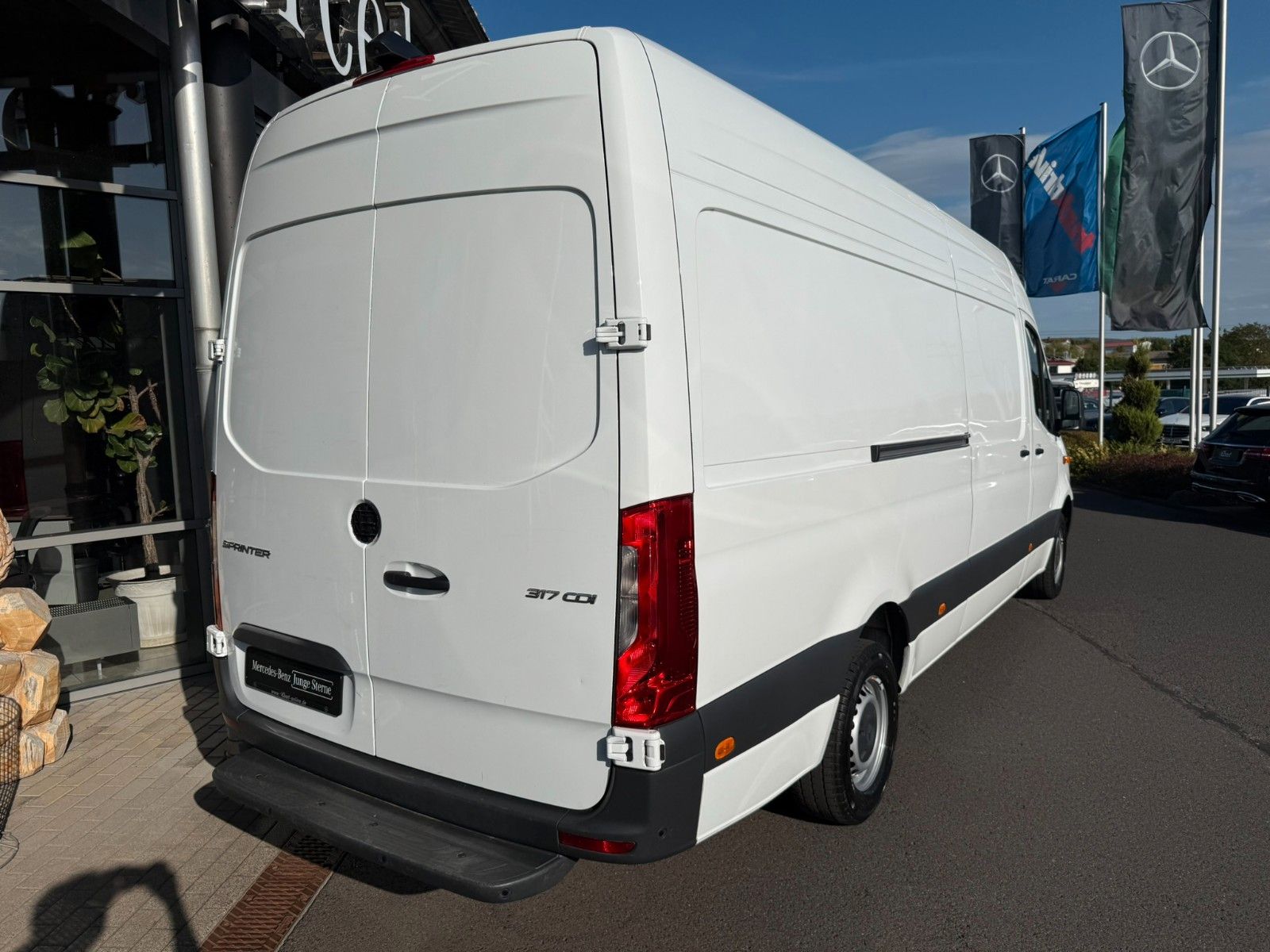 Fahrzeugabbildung Mercedes-Benz Sprinter 317 CDI 9G 4325 Klima Kamera LED
