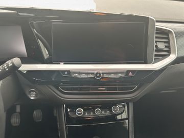 Fotografie des Opel Grandland (X) Grandland 1.2 GS Kamera Allwetter LED Sitzh. FSH