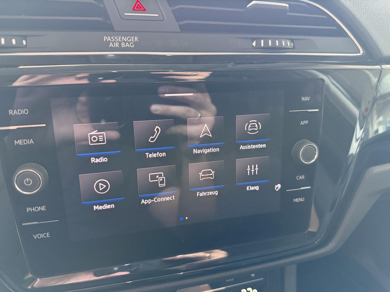 Volkswagen Touran 1,5TSI DSG Highline LED 7 Sitze NAVI AHK, миниатюра 14