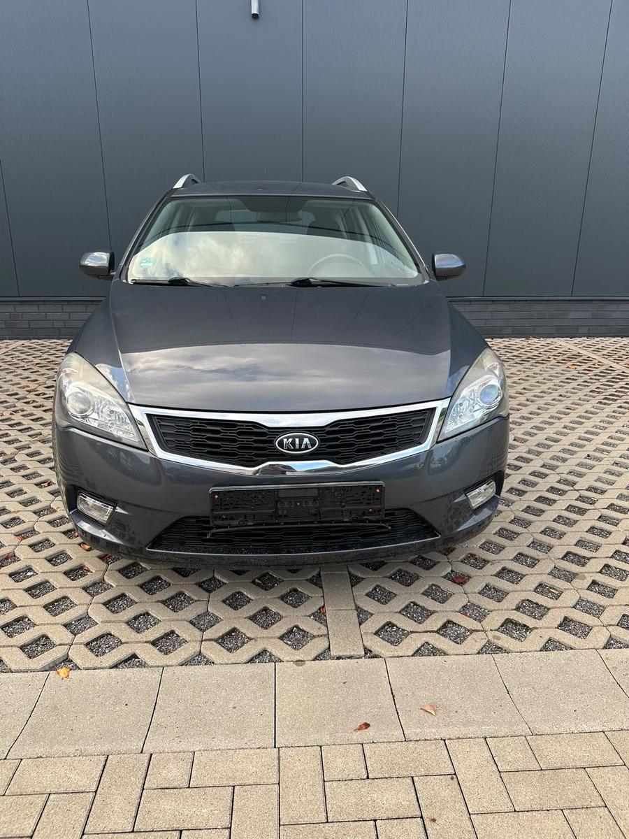Kia cee'd, 2010
