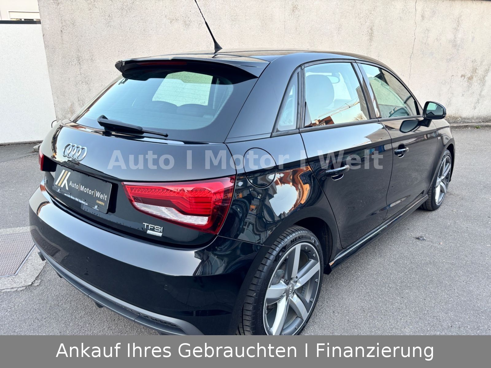 Fahrzeugabbildung Audi A1 Sportback S-LINE 17"ALU/XENON/SHZ/PDC