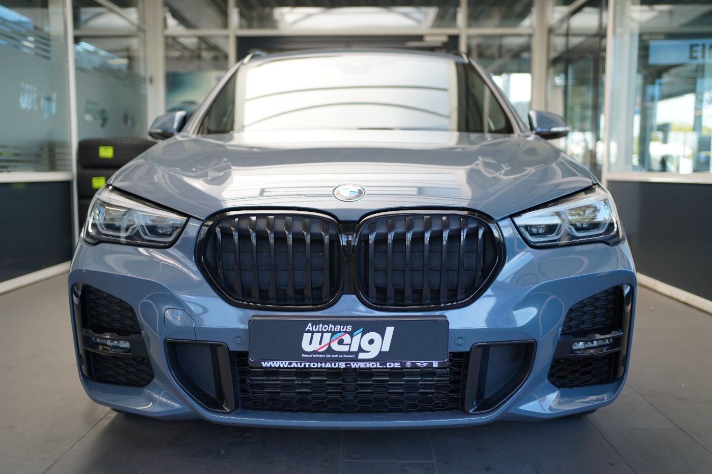 Fahrzeugabbildung BMW X1 xDrive20i M Sport Lenkradheiz+LED+AHK+Head Up