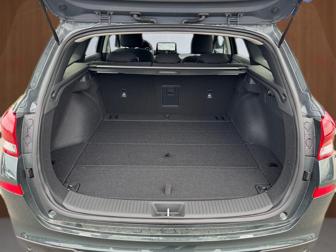 Fahrzeugabbildung Hyundai i30 ADVANTAGE *LED*NAVI*SHZ*LHZ*NAVI*USB*DAB+