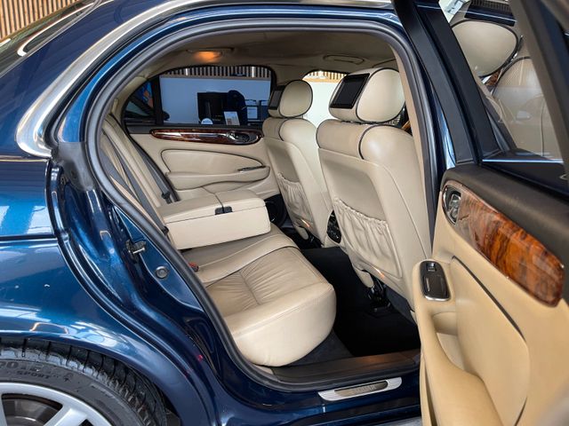 Jaguar XJ 2.7 D XJ6 Sovereign *Klima*Navi*PDC*Bluetooth