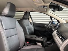 Fahrzeugabbildung BMW 218i Active Tourer -- Leder/ HeadUp/ AHK