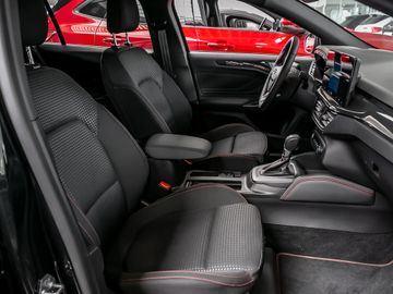Ford Focus Turnier ST-Line X AGR-Sitz HUD el. Heckkl