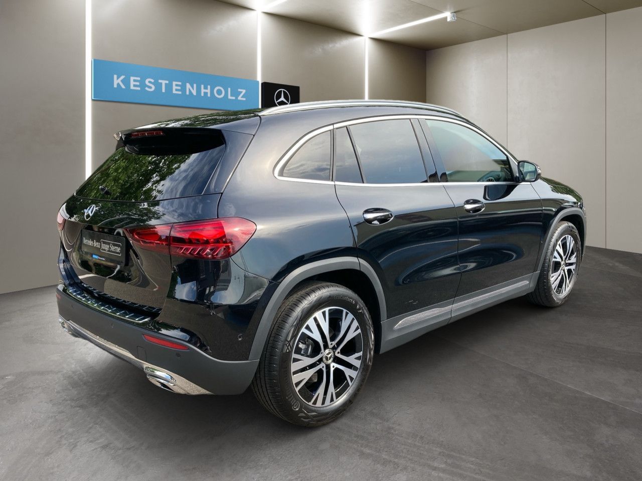 Mercedes-Benz GLA 180 LED Keyl-GO Kamera Laderaump Klimaautom foto 4