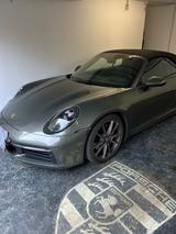 Porsche 992 Carrera 4S Cabriolet Carrera S - Porsche 992: Grau, Vollleder, Cabrio