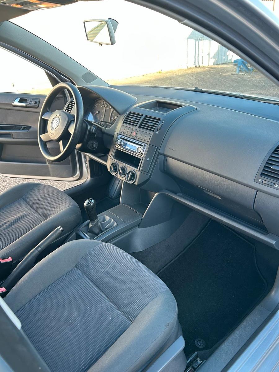 Volkswagen Polo 2004 — photo 7