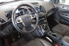 Fahrzeugabbildung Ford Kuga 2,0 TDCi 4x4 Titanium Allrad + Winter Paket