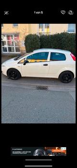 Fiat Punto Kleinwagen - Fiat Punto in Frankfurt (Main)