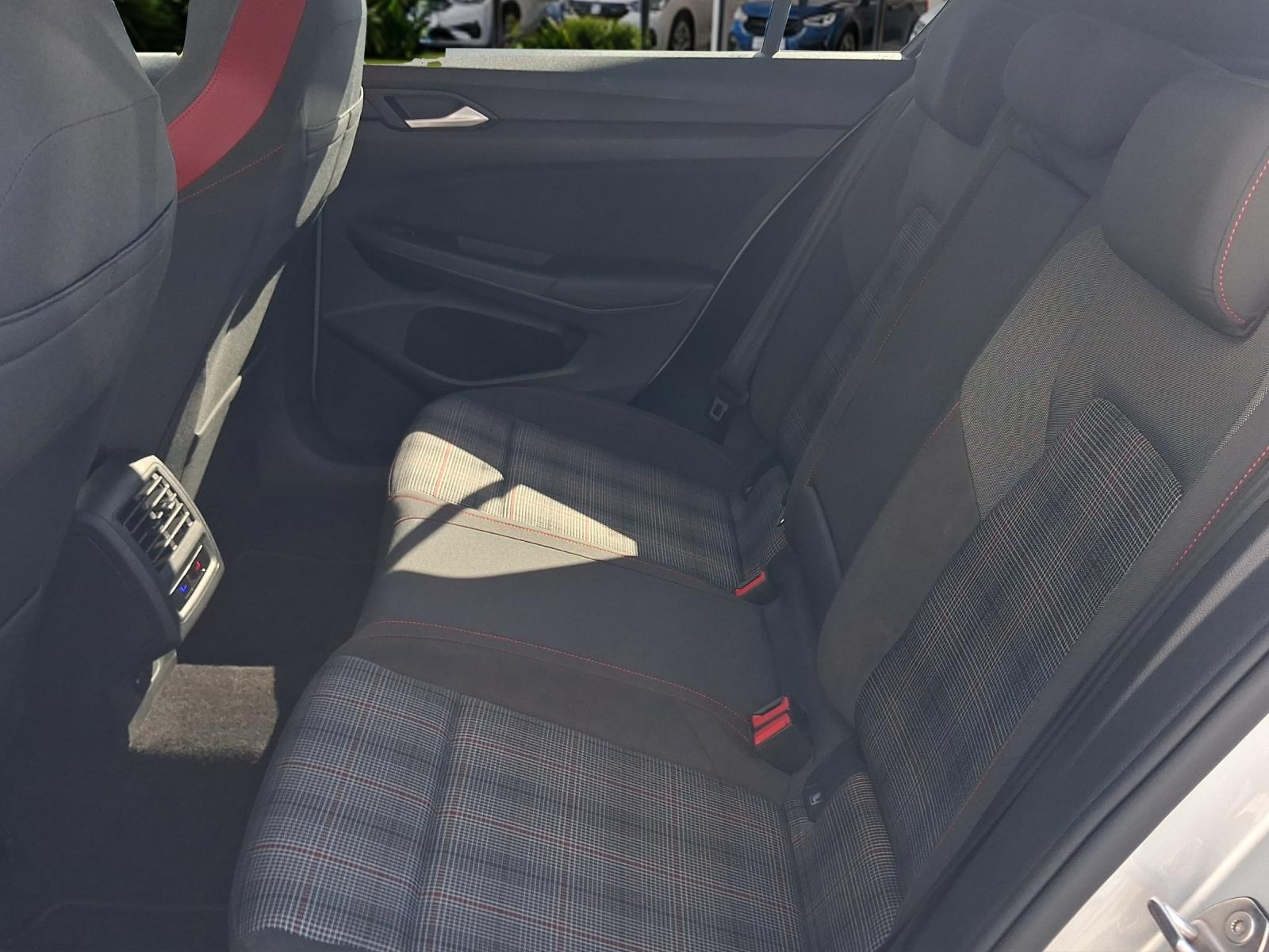 Volkswagen Golf VIII 2.0 l TSI DSG GTI Lane-Assist, LED plu, миниатюра 5