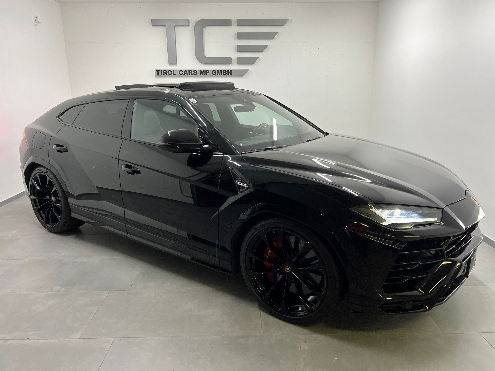 Lamborghini Urus B&O, Pano, Acc, Massage, 23", ...