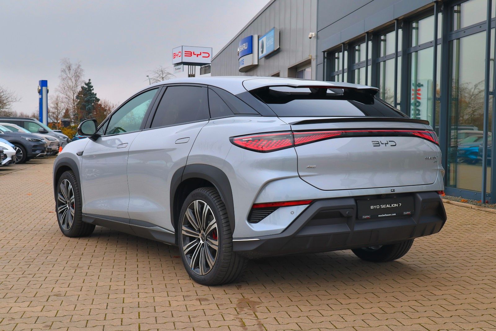 BYD SEALION 7