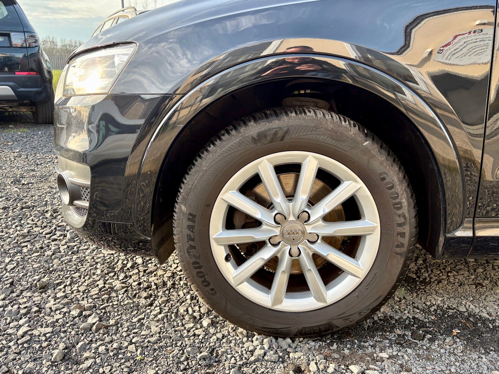 Fahrzeugabbildung Audi Q3 2.0 TDI Navi Xenon Alcantara/Leder SPORTSITZE