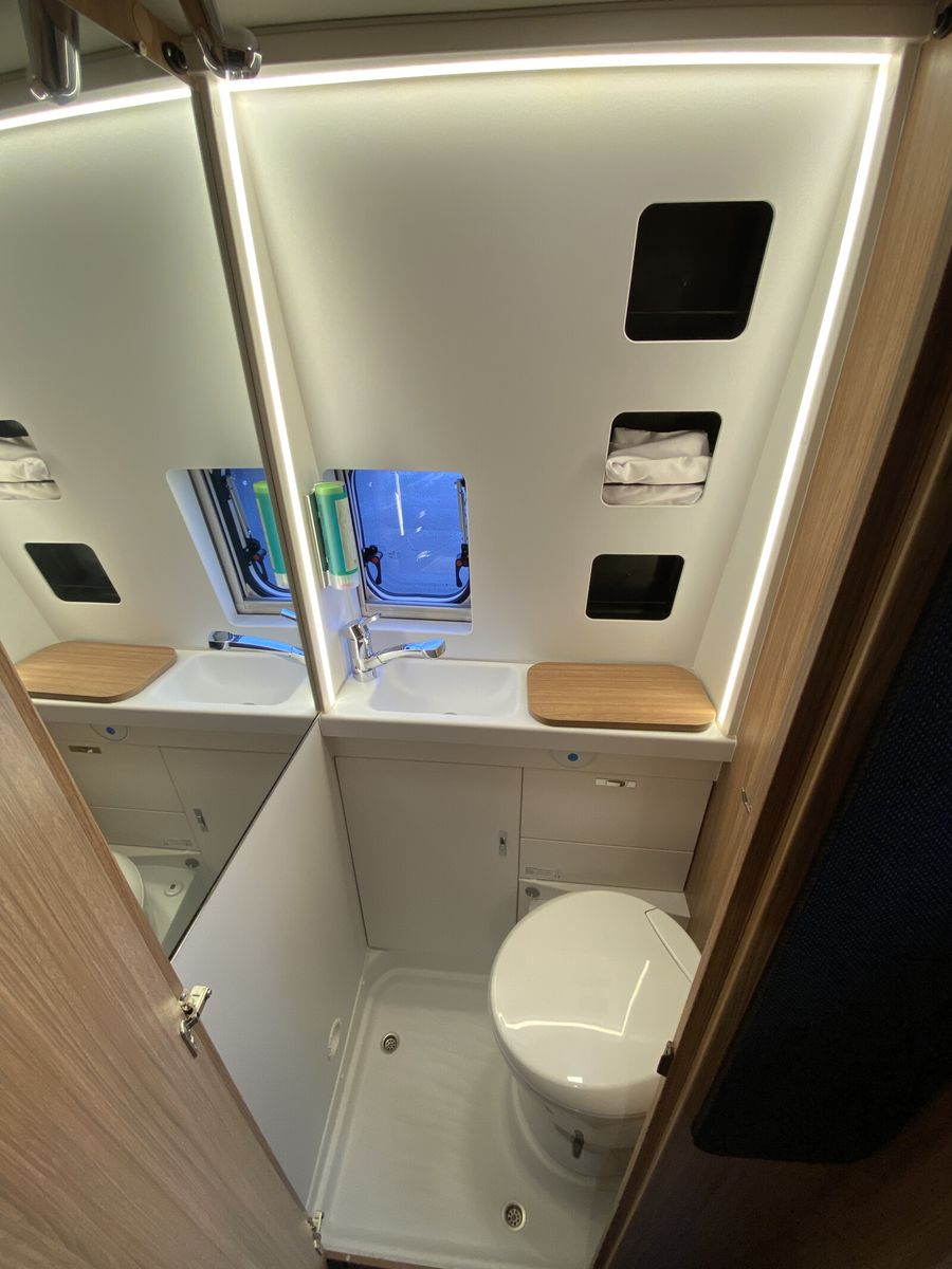 Fahrzeugabbildung Weinsberg CaraBus 540 MQ Klima, Navi, Markise, DuoC, uvm.