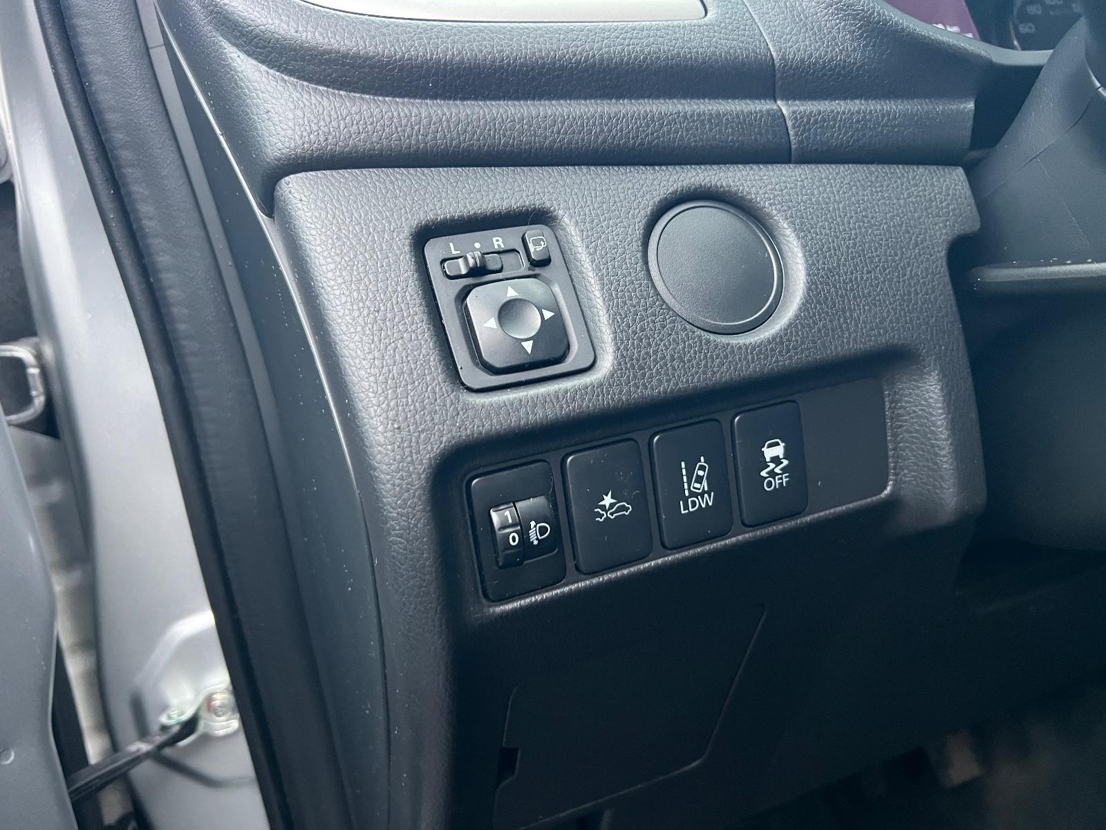 Mitsubishi L200/Doppelkabine 4WD/Kamera/Navi/Euro6/AHK
