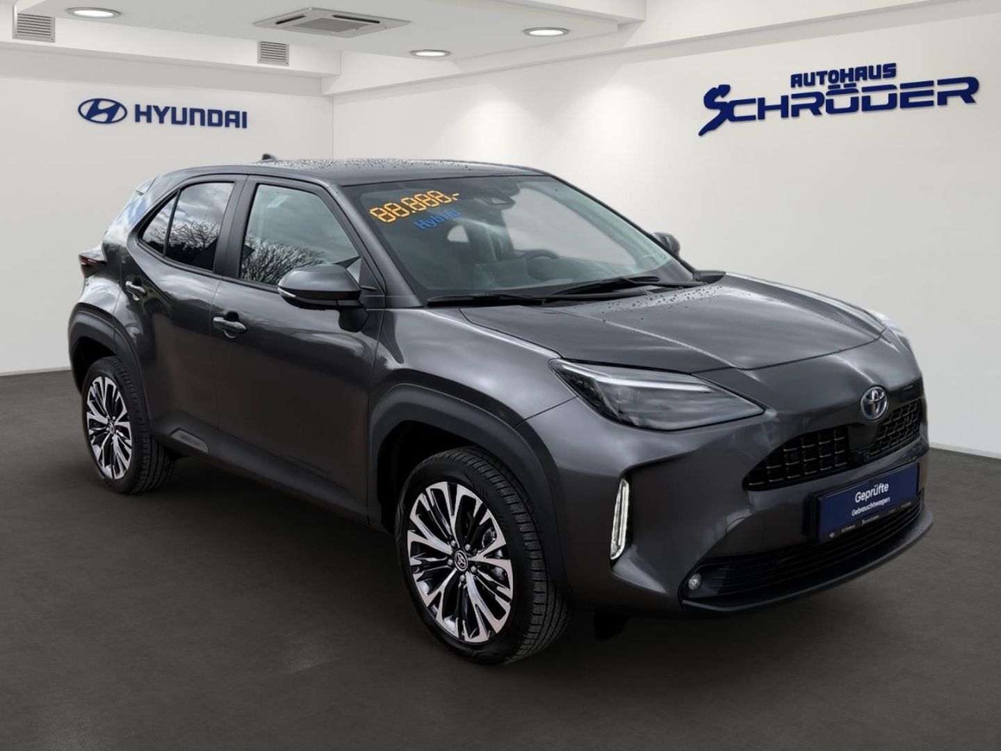 Fahrzeugabbildung Toyota Yaris Cross ELEGANT AHK+ALLWETTER+CARGO-P+WINTER