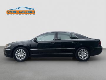 Volkswagen Phaeton - 8