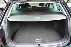 VW Golf VII Variant 1.6 TDI Allstar Navi DSG PDC