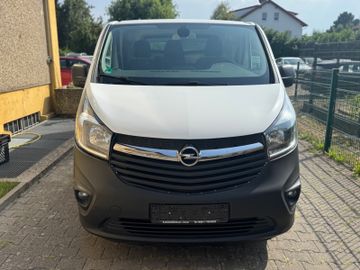 Opel Vivaro - 2