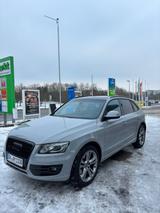 Audi Q5 S-line  2.0  quattro Hybrid 