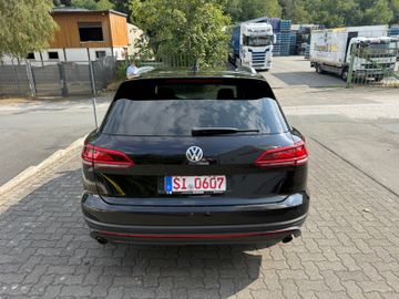 Volkswagen Touareg - 3