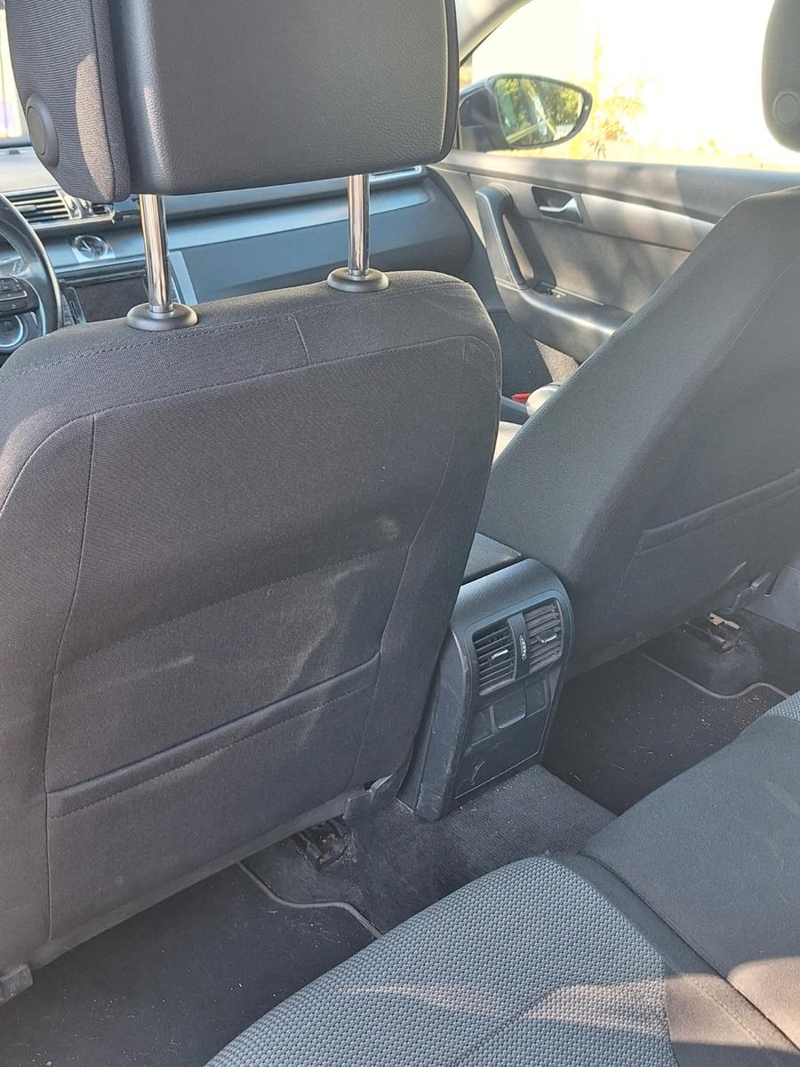 Volkswagen Passat 2012 — photo 12