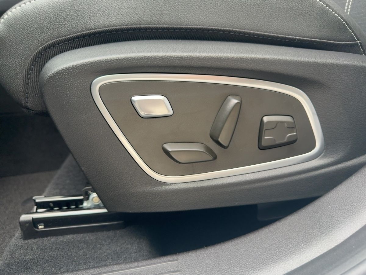 Fahrzeugabbildung Renault Austral Techno 160 Aut. el. Heckkl. GJR