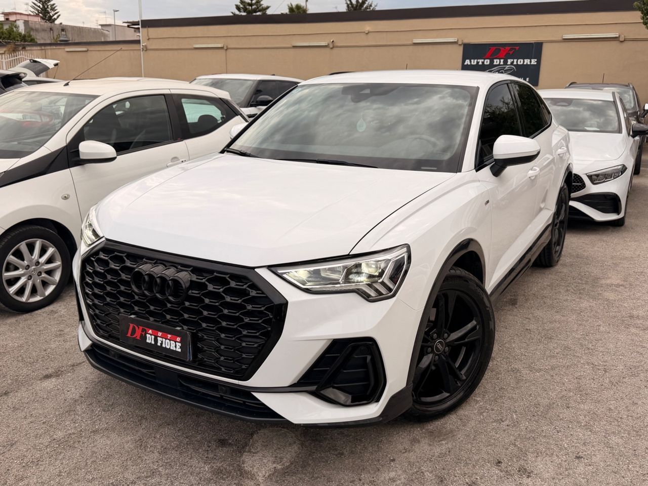Audi Q3 SPB 35 TDI S-Line edition INT/EST imagem 2