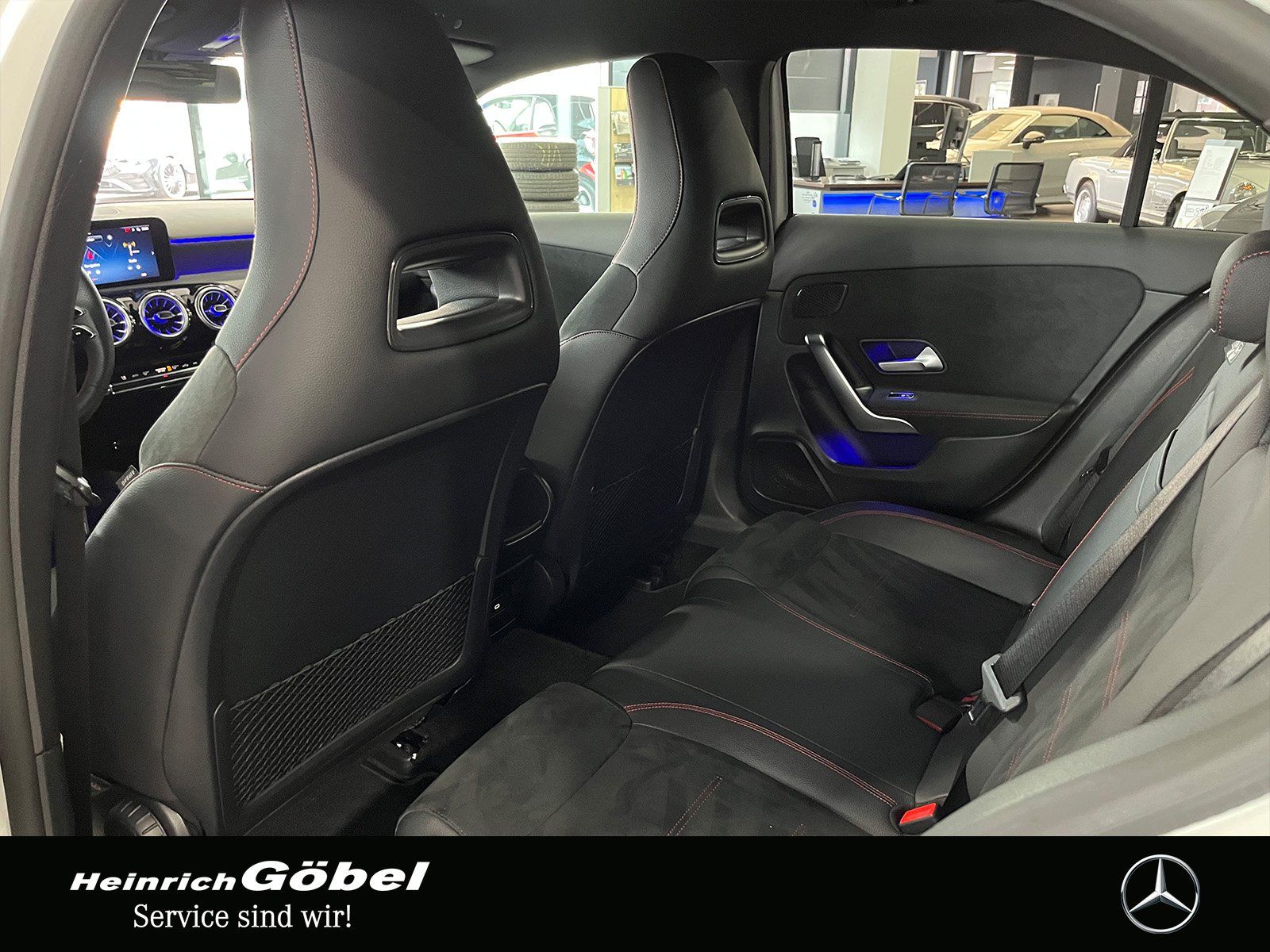 Fahrzeugabbildung Mercedes-Benz A 200 AMG+KAMERA+LED+NIGHT+CARPLAY+DISTRONIC+AHK