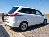 Ford C-Max Grand 2,0TDCi 110kW Titanium Klima Navi - Ford C-Max Grand Gebrauchtwagen