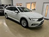 Volkswagen Passat BusinessAHK/Kamera/ACC/NAVI/LED/APP/Mas - VW Passat Gebrauchtwagen in Hannover