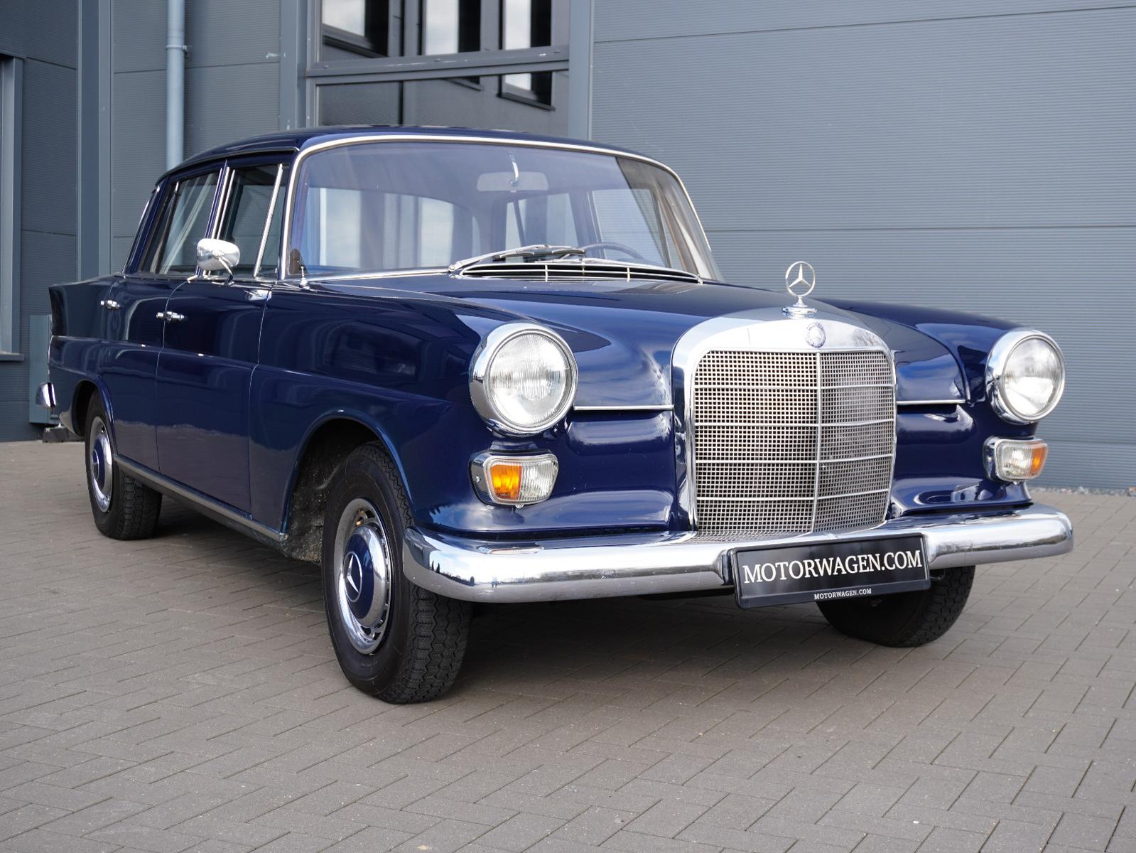 Mercedes-Benz 200
