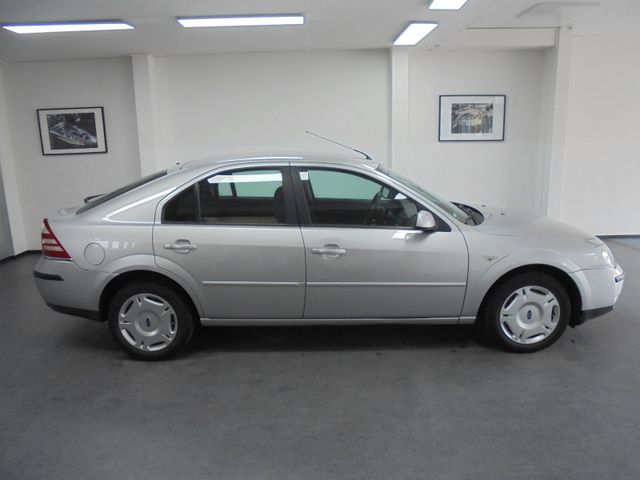 Ford Mondeo 2,0 Limo Automatik PDC TÜV 06/2026