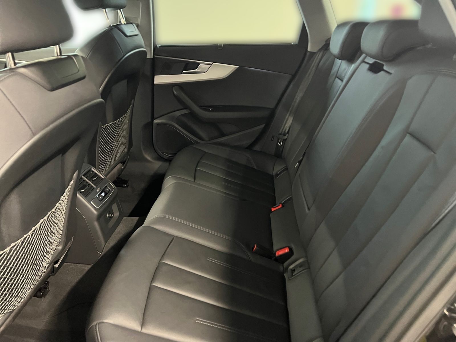 Audi A4 - Bild 11