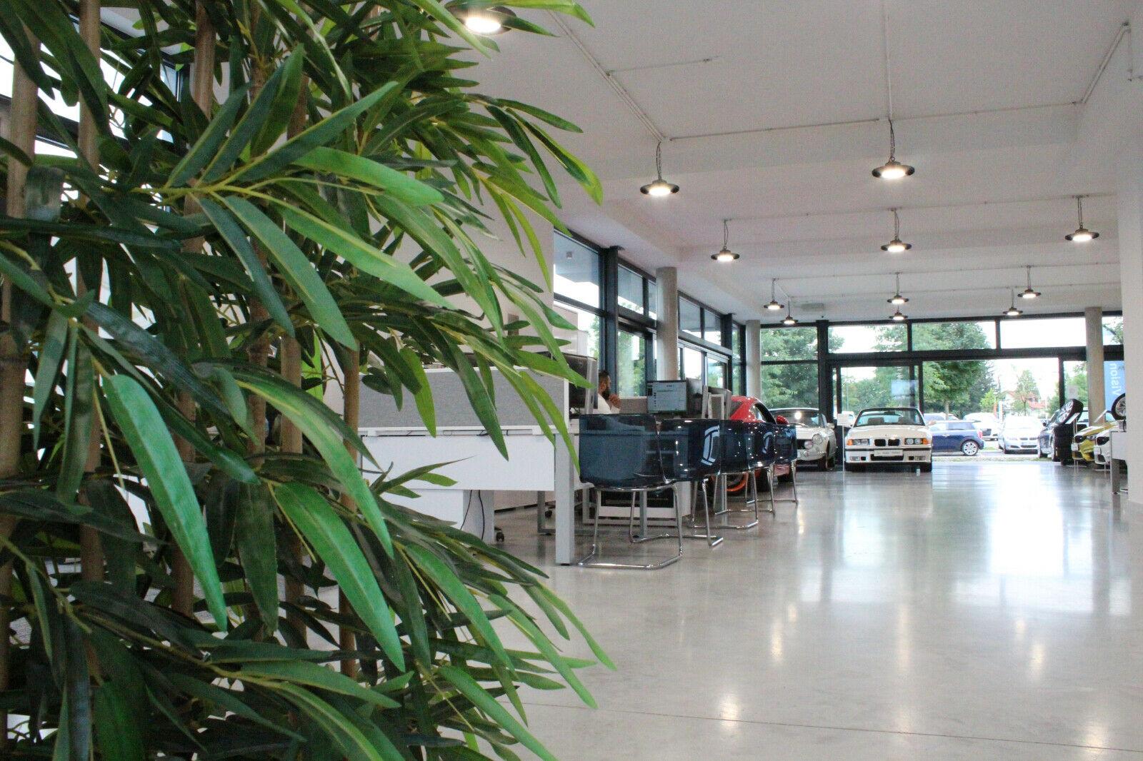 showroom-image-main