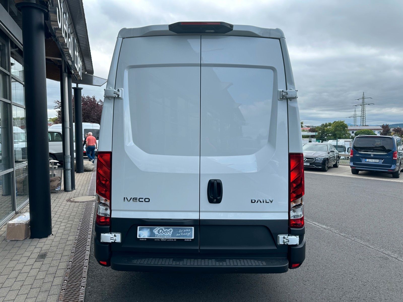 Fahrzeugabbildung Iveco Daily 35S16 HA8 3.0L *R4.100mm*Automatik*Kamera*