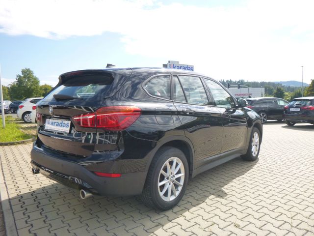 Fahrzeugabbildung BMW X1 xDrive 20 i >AUT/Allrad/NAV/SHZ/PDC<