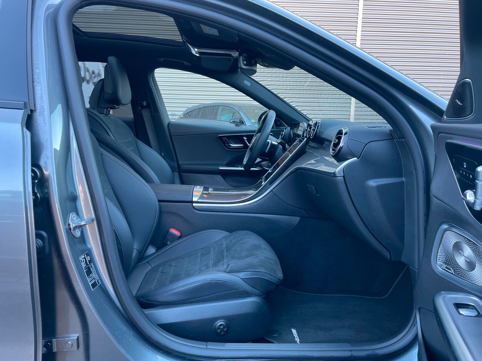 Fahrzeugabbildung Mercedes-Benz C 300 4M AMG Burm+Memory+Digital+Pano+360°+Distr