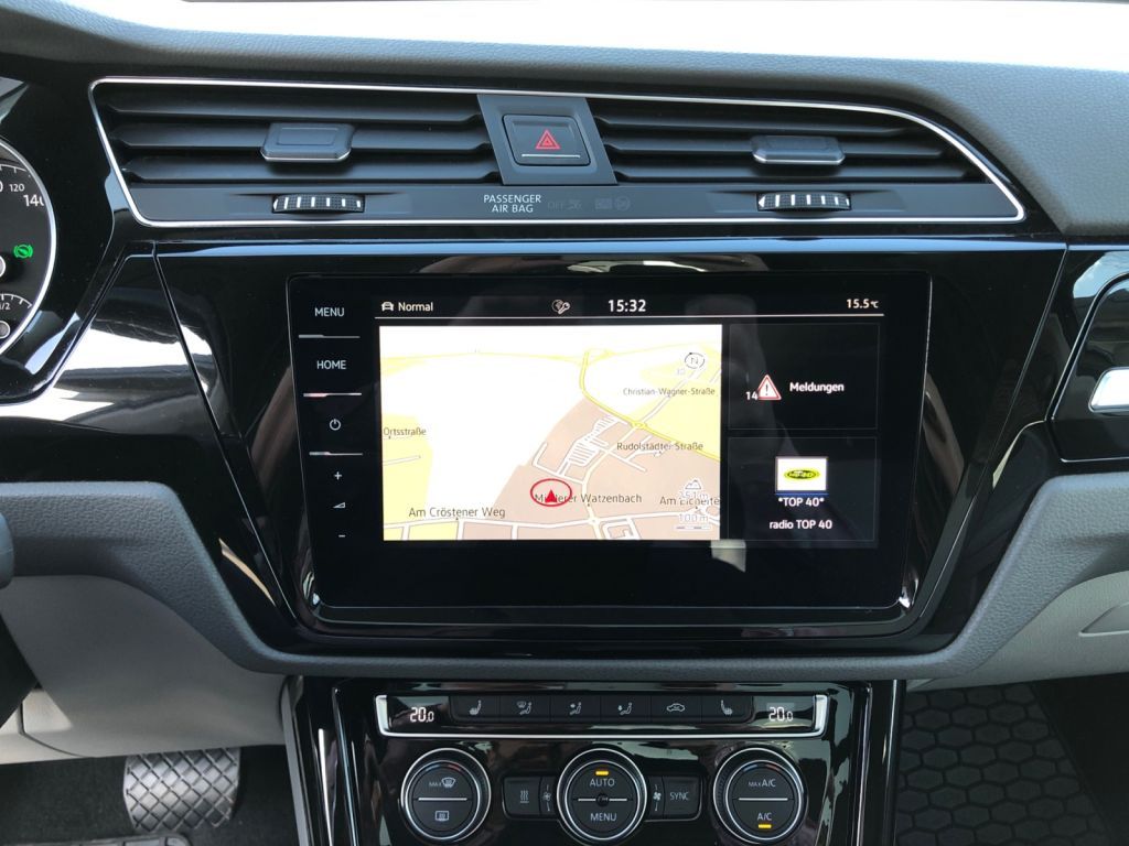 Fahrzeugabbildung Volkswagen Touran 1.4 TSI (BlueMotion Technology) DSG Highl