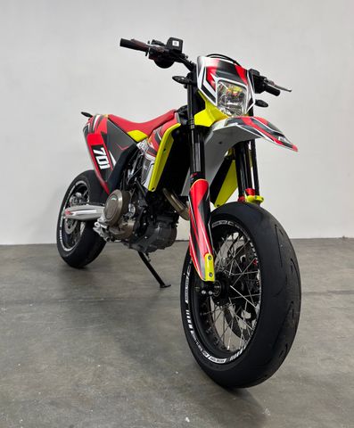 Husqvarna 701 Supermoto Sondermodell