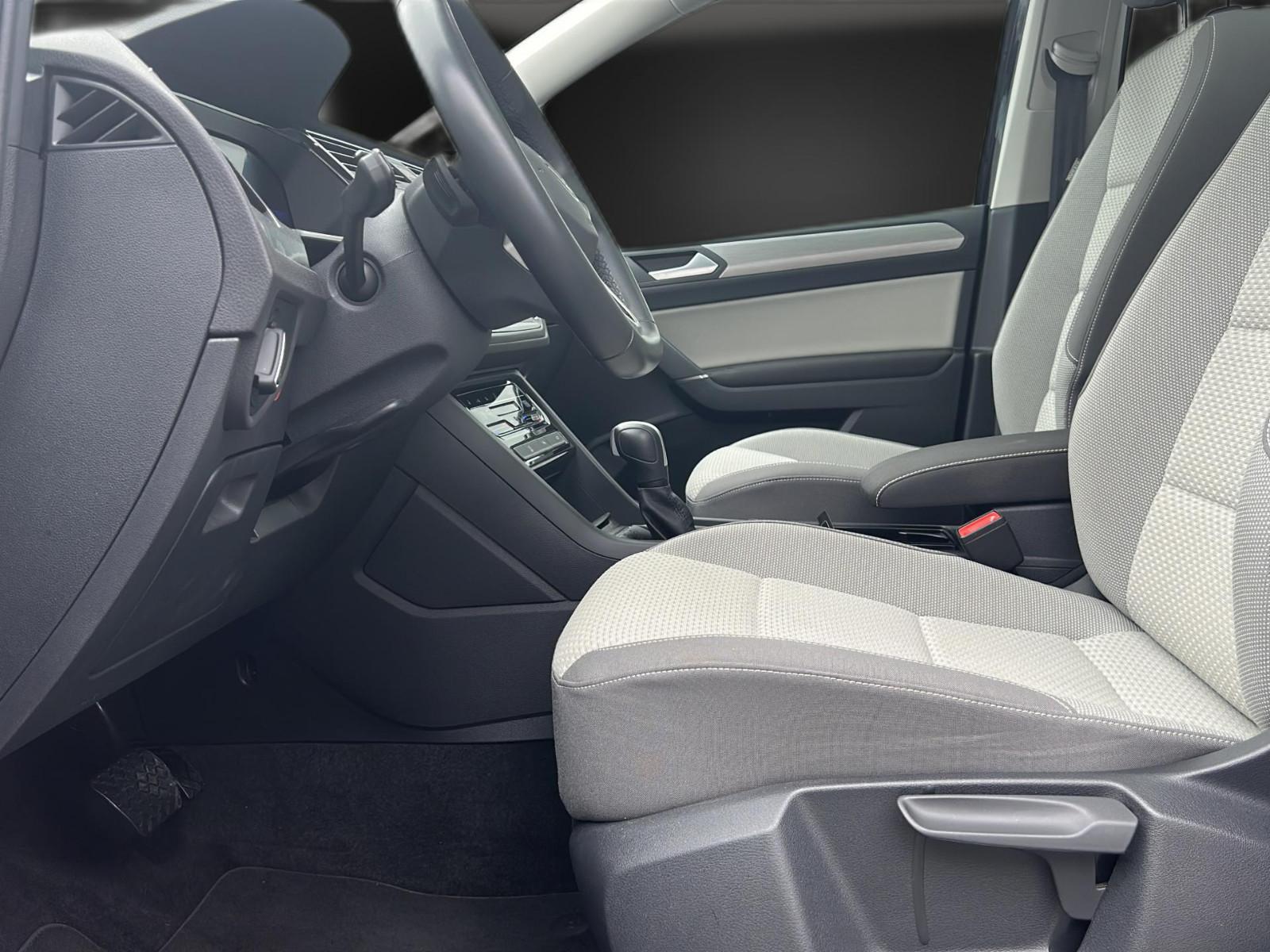 Volkswagen Touran Comf 7Sitz*AHK*STHZG*Kamera*Pano*EasyOpe, миниатюра 13