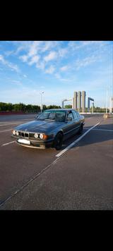BMW 525 E34 - BMW 525 aus 1990