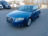 Audi A4 Avant 1.6, 1- Hand,Service,ZRiemNeu,Garantie - Audi A4 mit Benzin-Antrieb: Kombi, 1.6