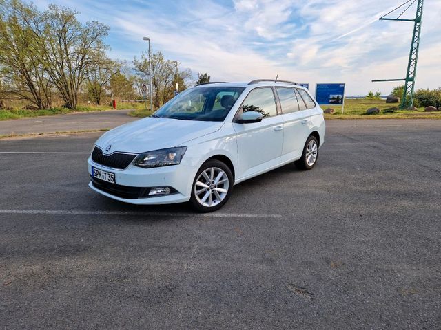 Skoda Fabia Combi Joy 1.2 TSI TEMPO NAVI E...