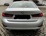 BMW 330i G20 Sport Line Automatic - BMW 330 mit Benzin-Antrieb: Limousine, Automatik