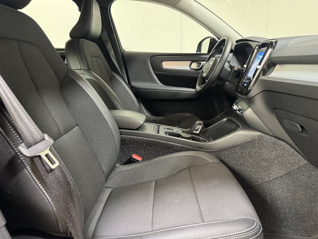 Volvo XC40 1.5 Benzine Autom. Momentum Pro - Airco - T imagem 2