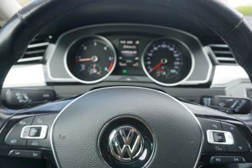 Volkswagen Passat Variant - 10
