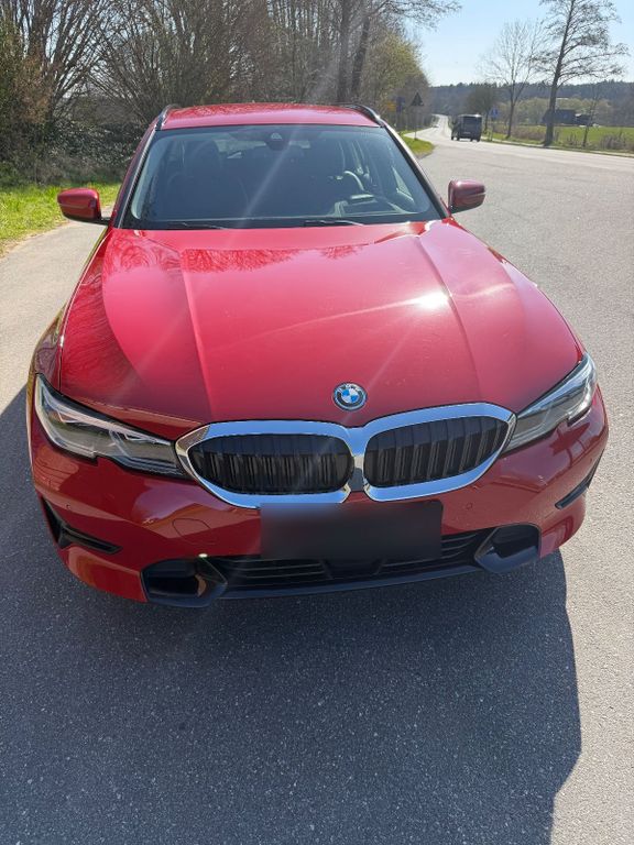 Image of BMW 320
